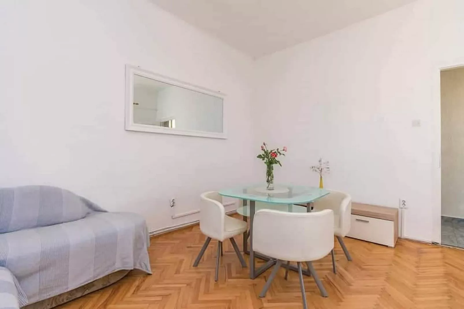 Apartment Marjan - One Bedroom Apartment with shared Terrace-Intérieur