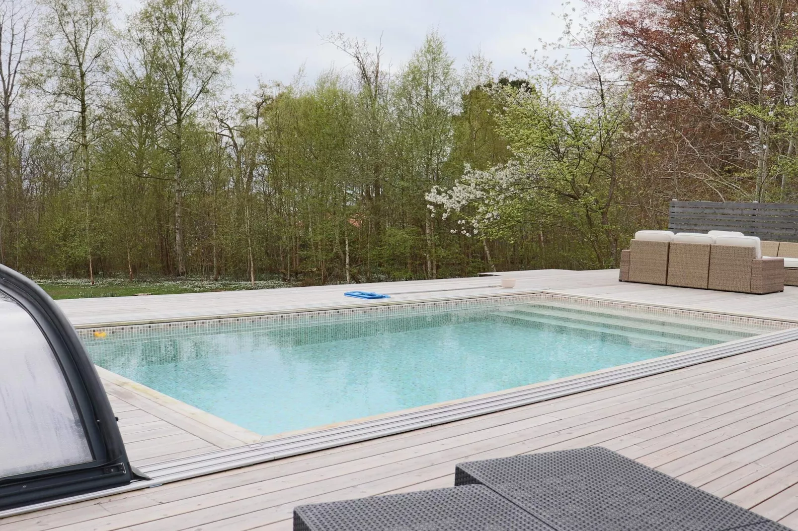5 Sterne Ferienhaus in UGGLARP-Schwimmbad
