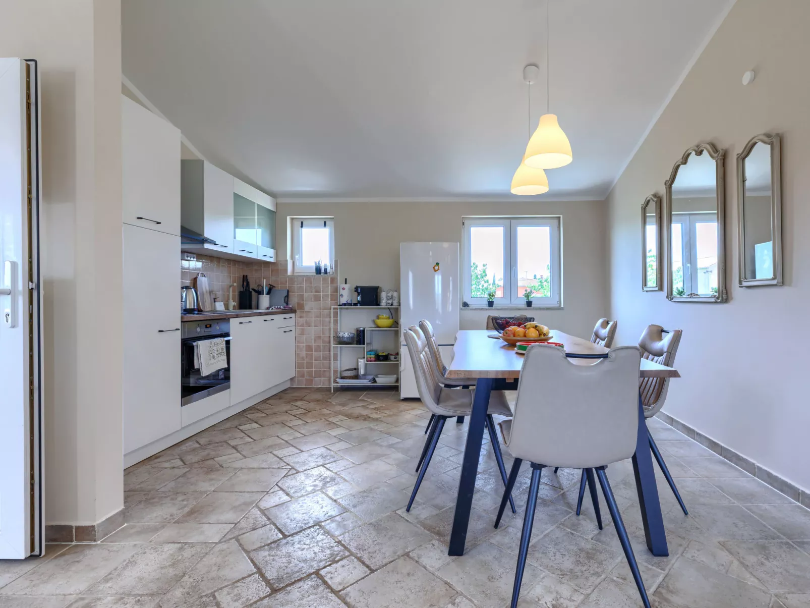 Villa Majmajola-Dedans