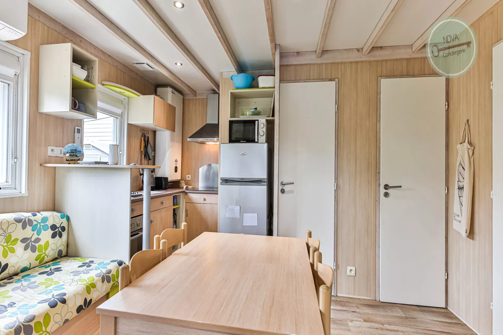 Chalet Village de la Mer-Kitchen