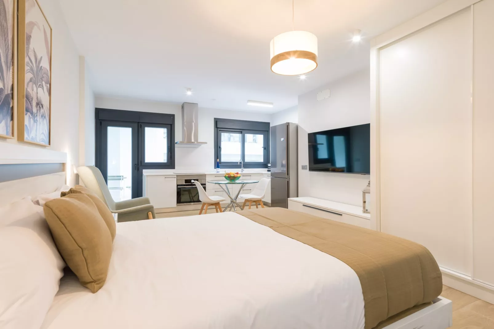 Urban Square 1B3 By CanariasGetaway-Chambre