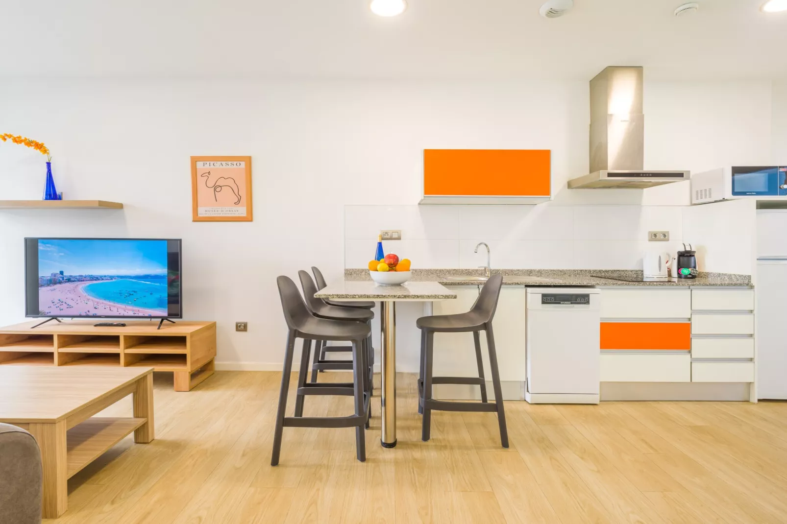 VIVENTE 4C BY CANARIAS GETAWAY-Kitchen