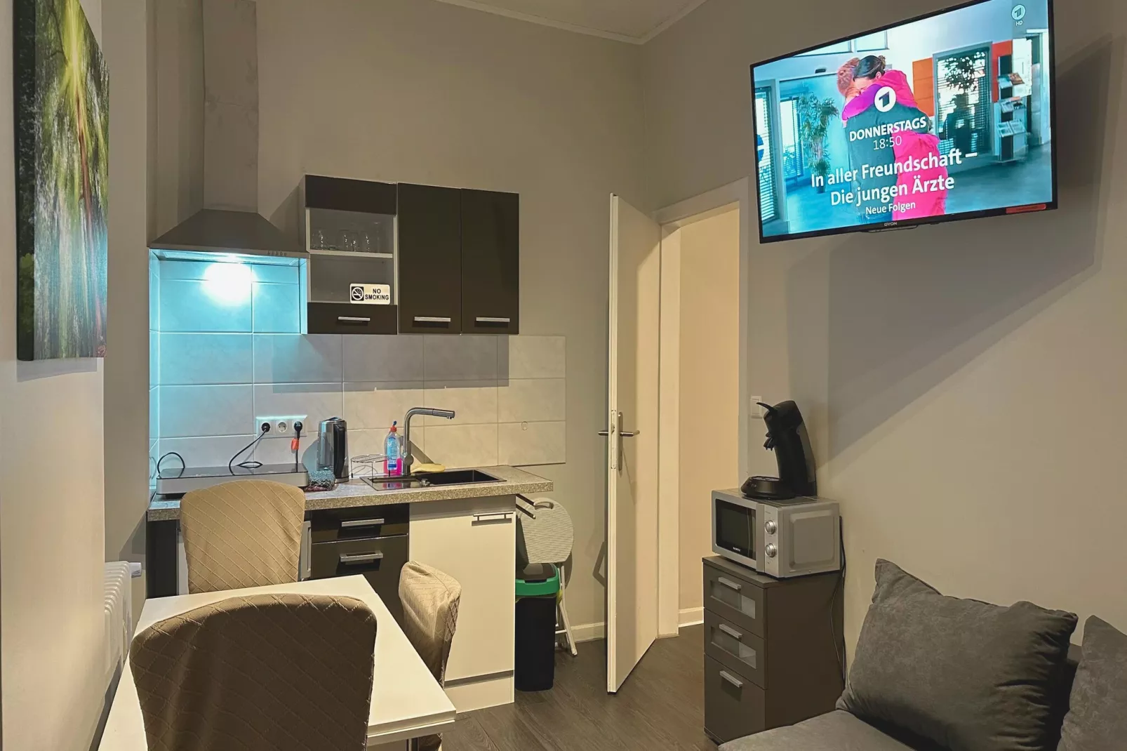 PH2 Apartment mit 2 Schlafzimmern Pellinger-Hof-Kitchen