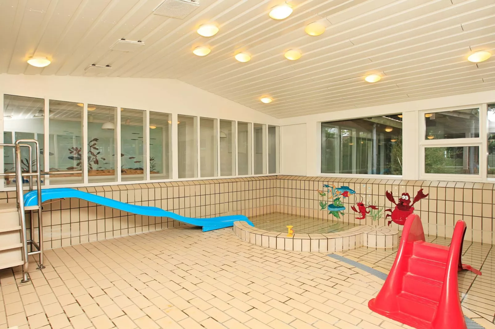6 Personen Ferienhaus auf einem Ferienpark Hanstholm-Schwimmbad