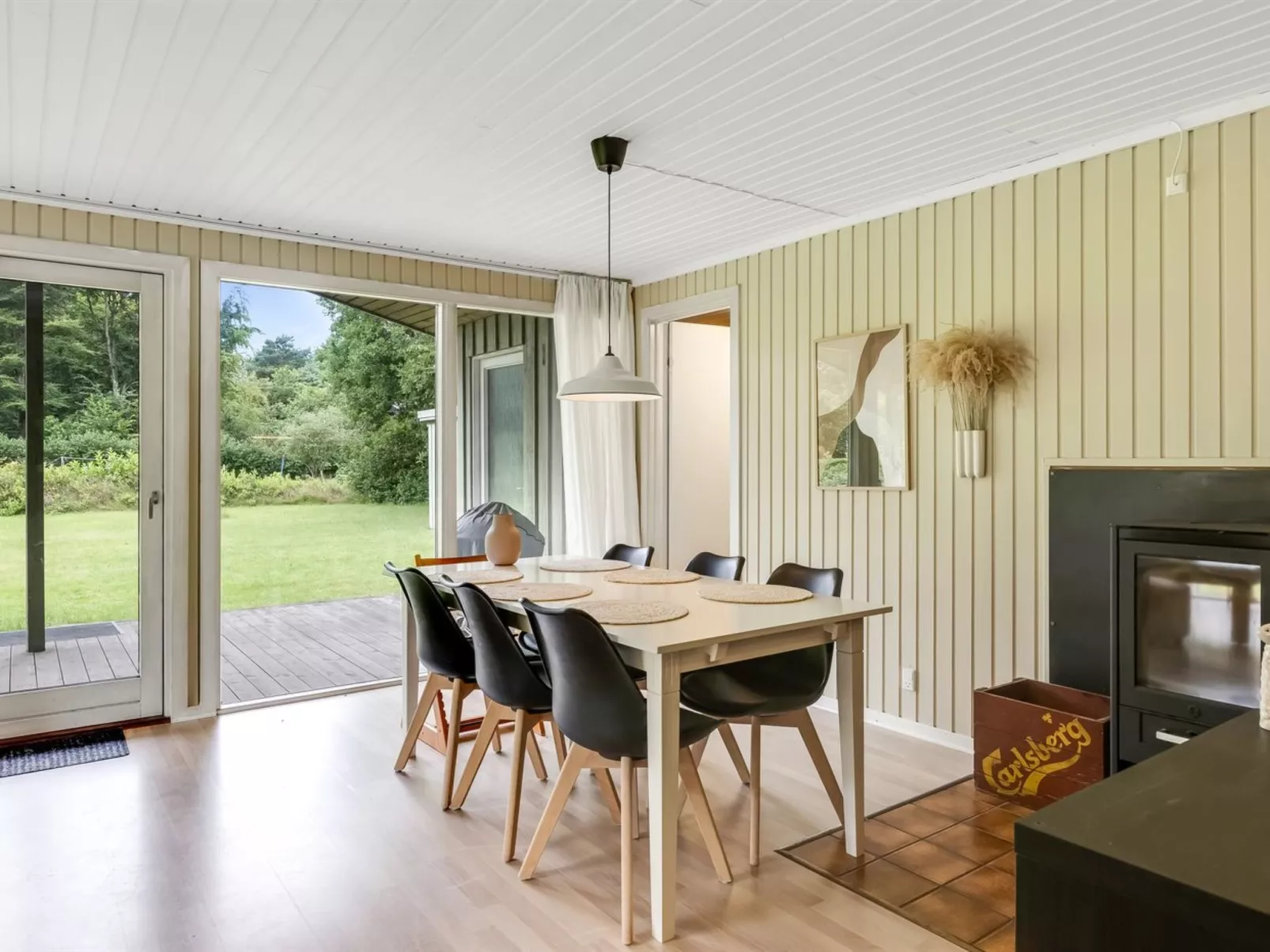 "Göran" - 30km from the sea-Dedans