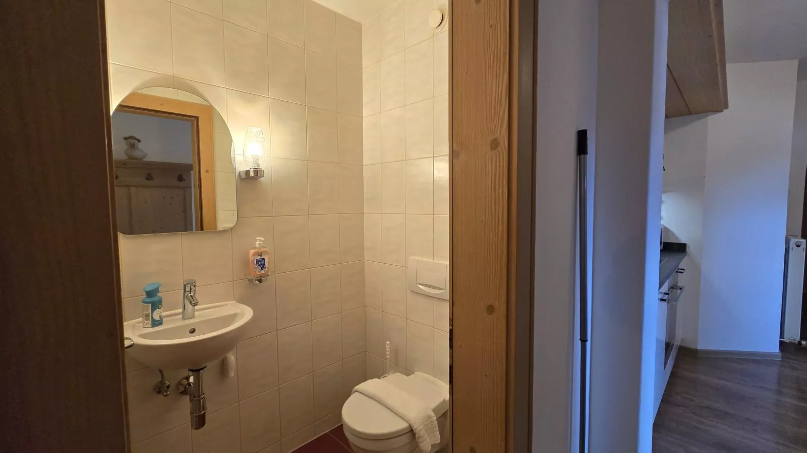 Landhaus Marchfeld Top 5-Bathroom