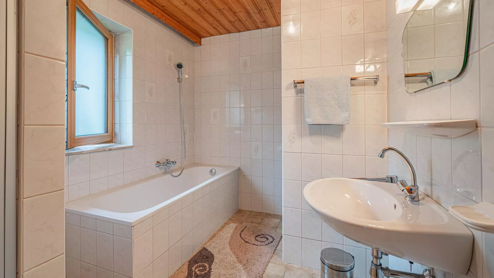Kitzsteinhorn-Bathroom