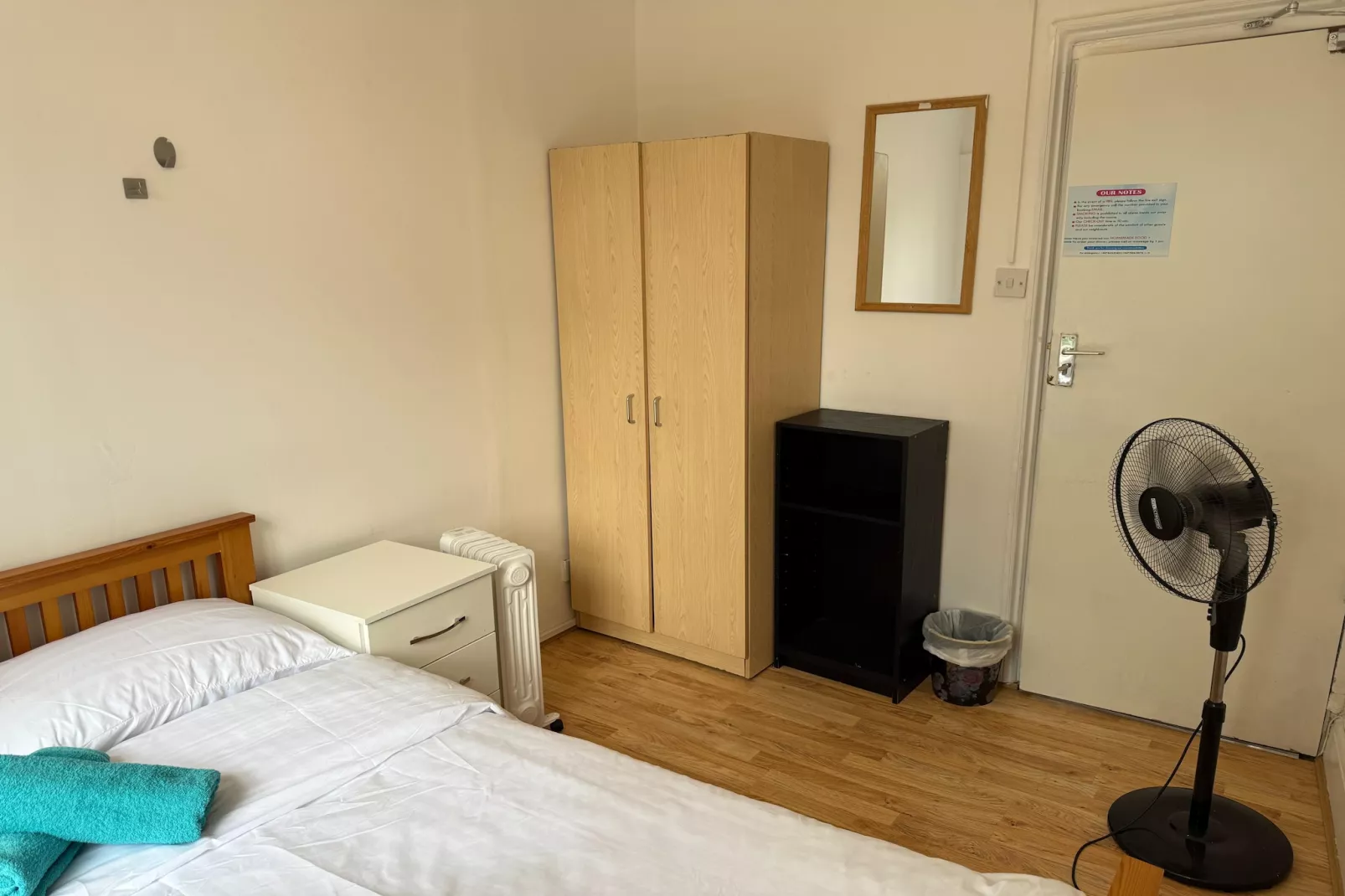 Rahal Hackney  Double shared-Schlafzimmer