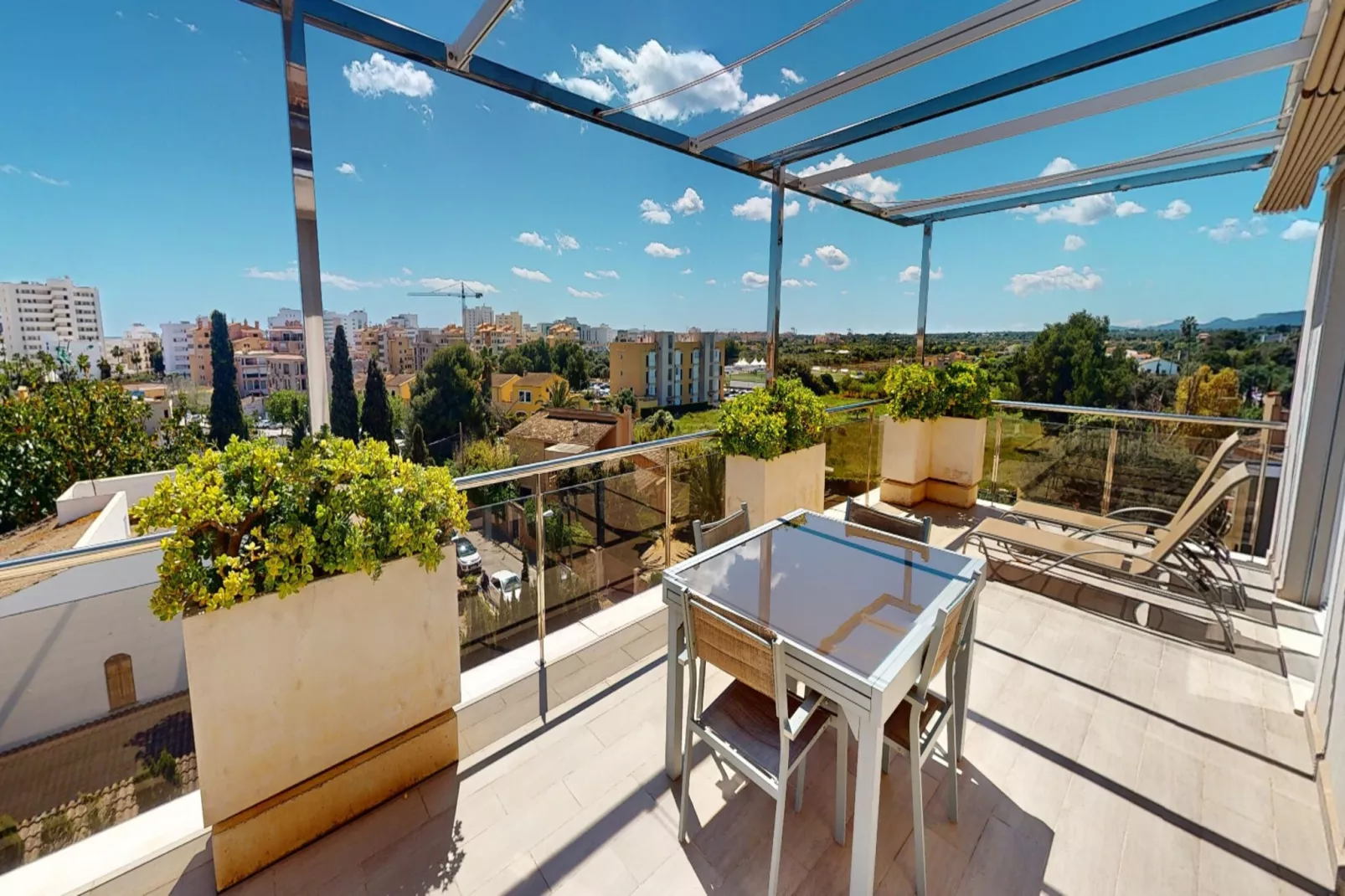 Las Palmeras 3-Terrace balcony