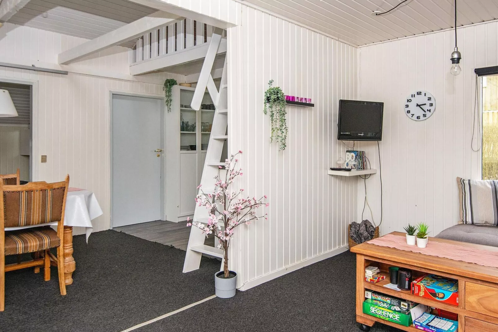 4 person holiday home in Hemmet-By Traum-Indoor