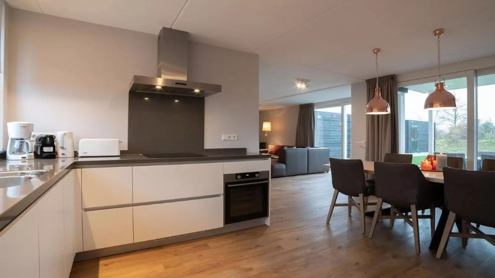 Coast  Calm 71-Kitchen
