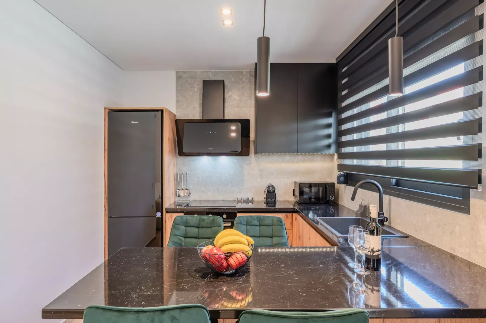 The Rosy pair-Kitchen