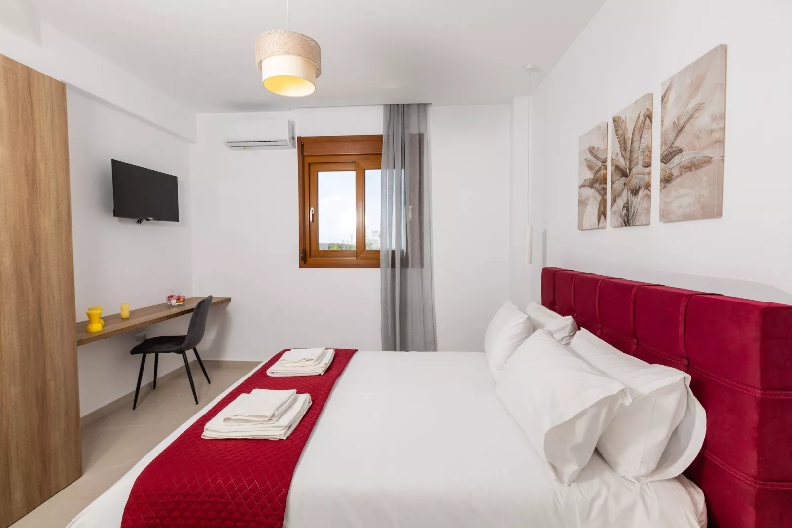 Olivia-Bedroom
