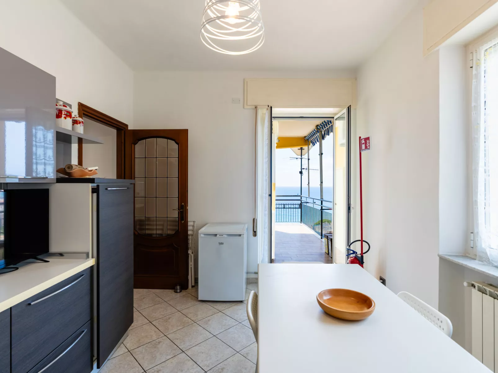 Seaview-Inside