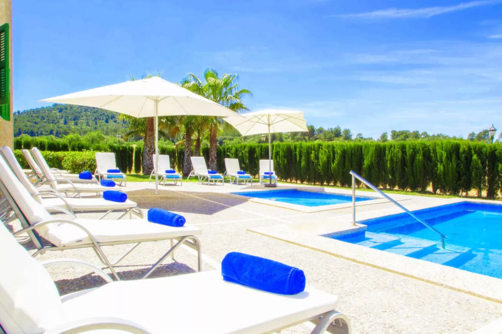 Villa Palmeral in Pe-Swimming pool