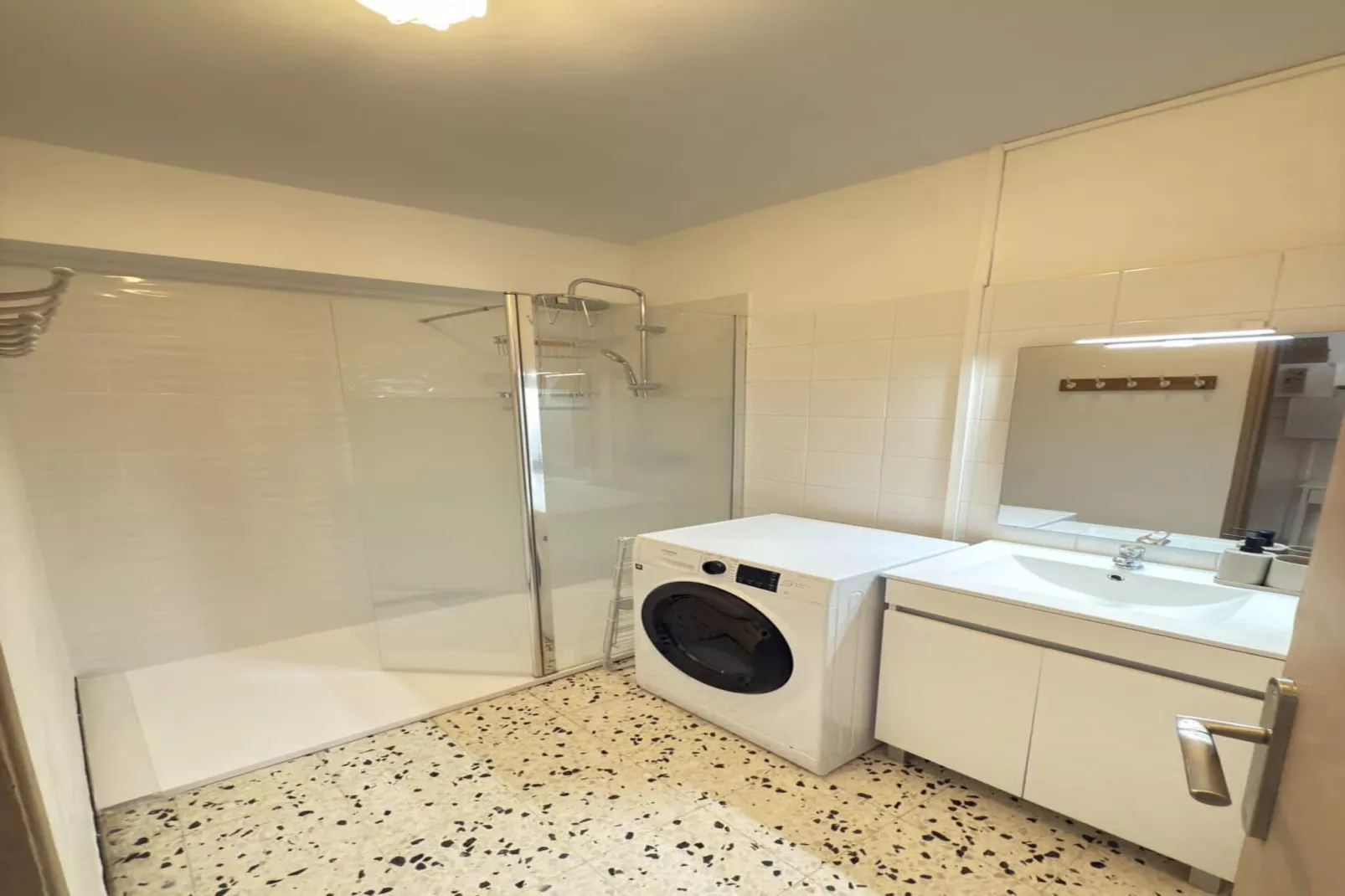 36 Appartement cosy-Salle de bain