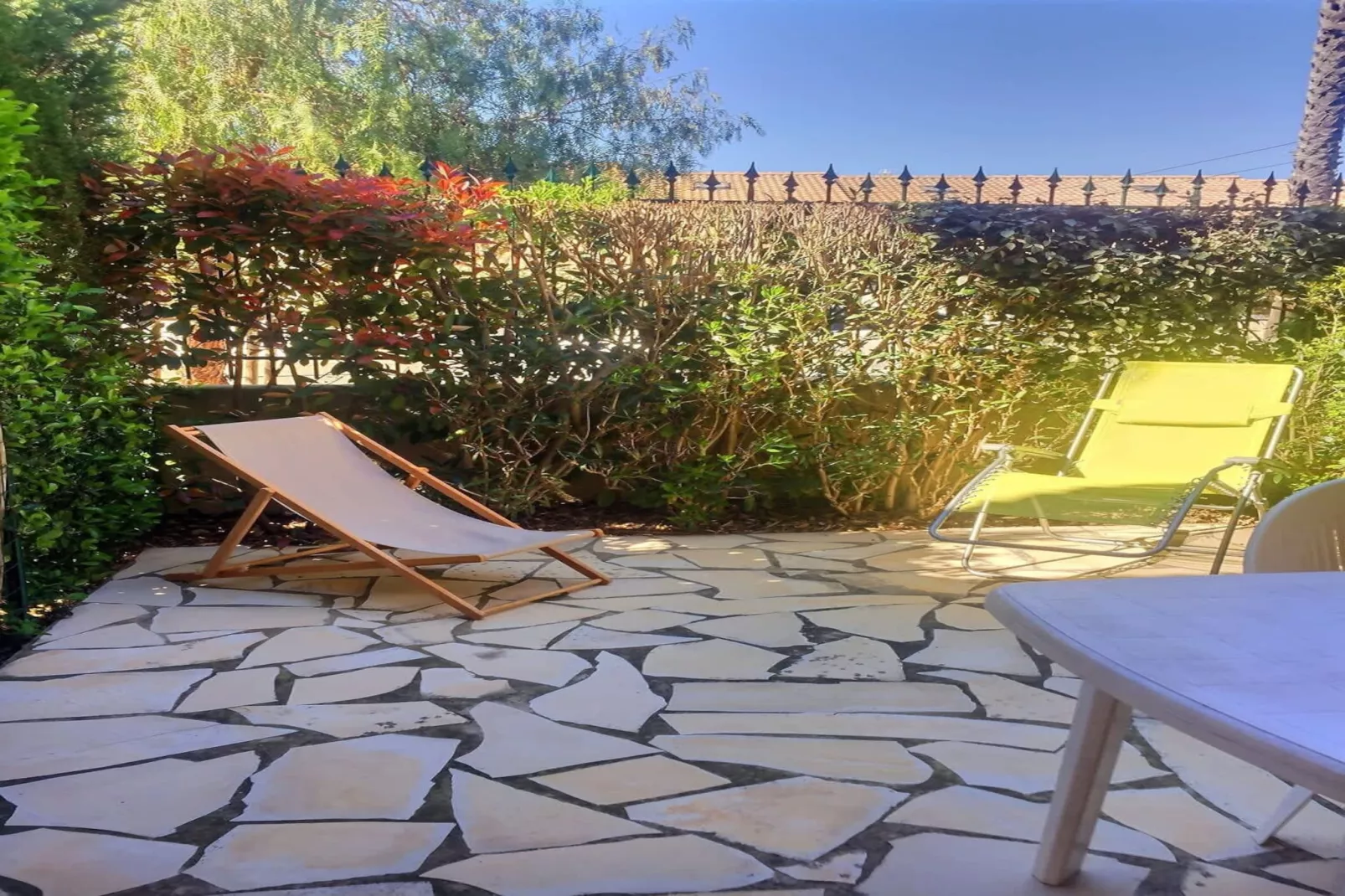 LOU 153 GAUCHE-Terrasse / balcon