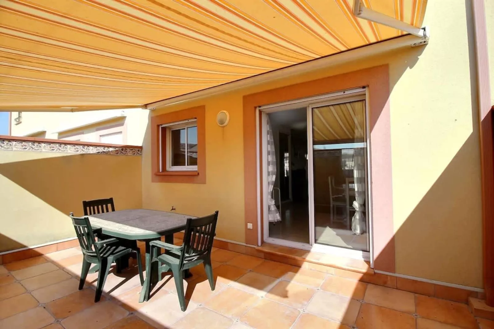 166 VERON-Terrace balcony