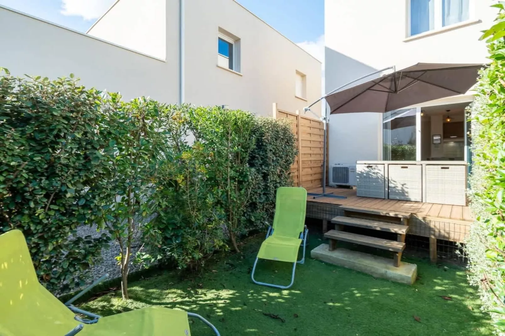 94 Villa 44-Terrasse / balcon