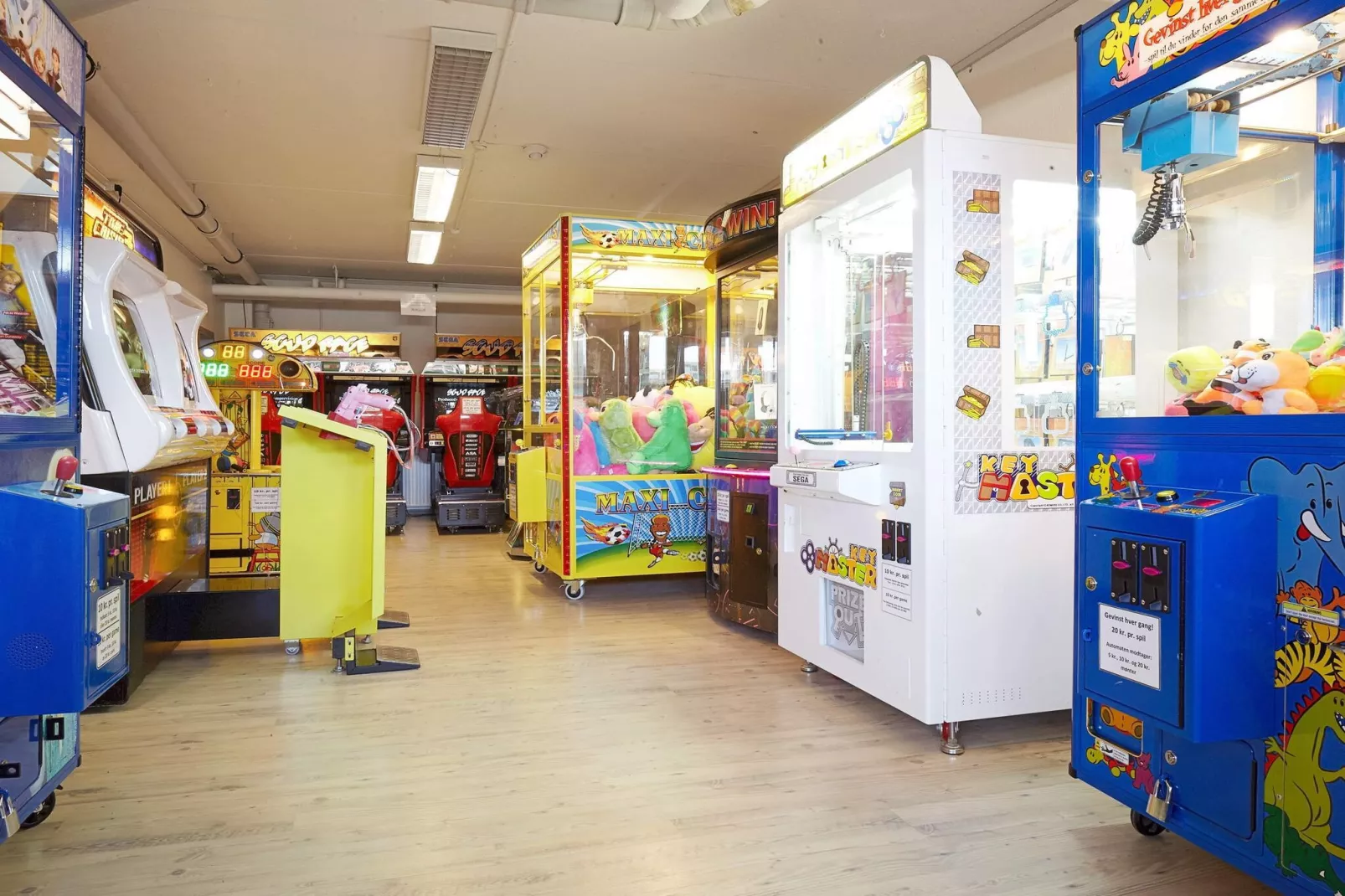 2 room,ground floor or 1.-Non tagué