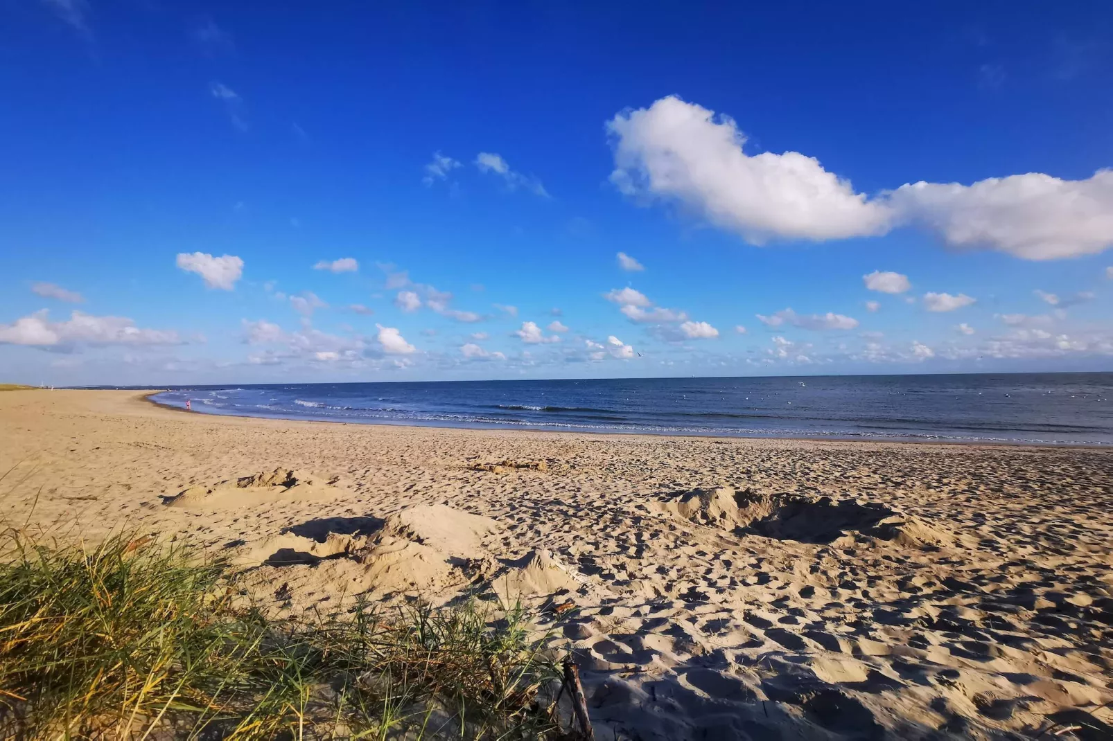8 person holiday home in Blåvand-By Traum-Water view