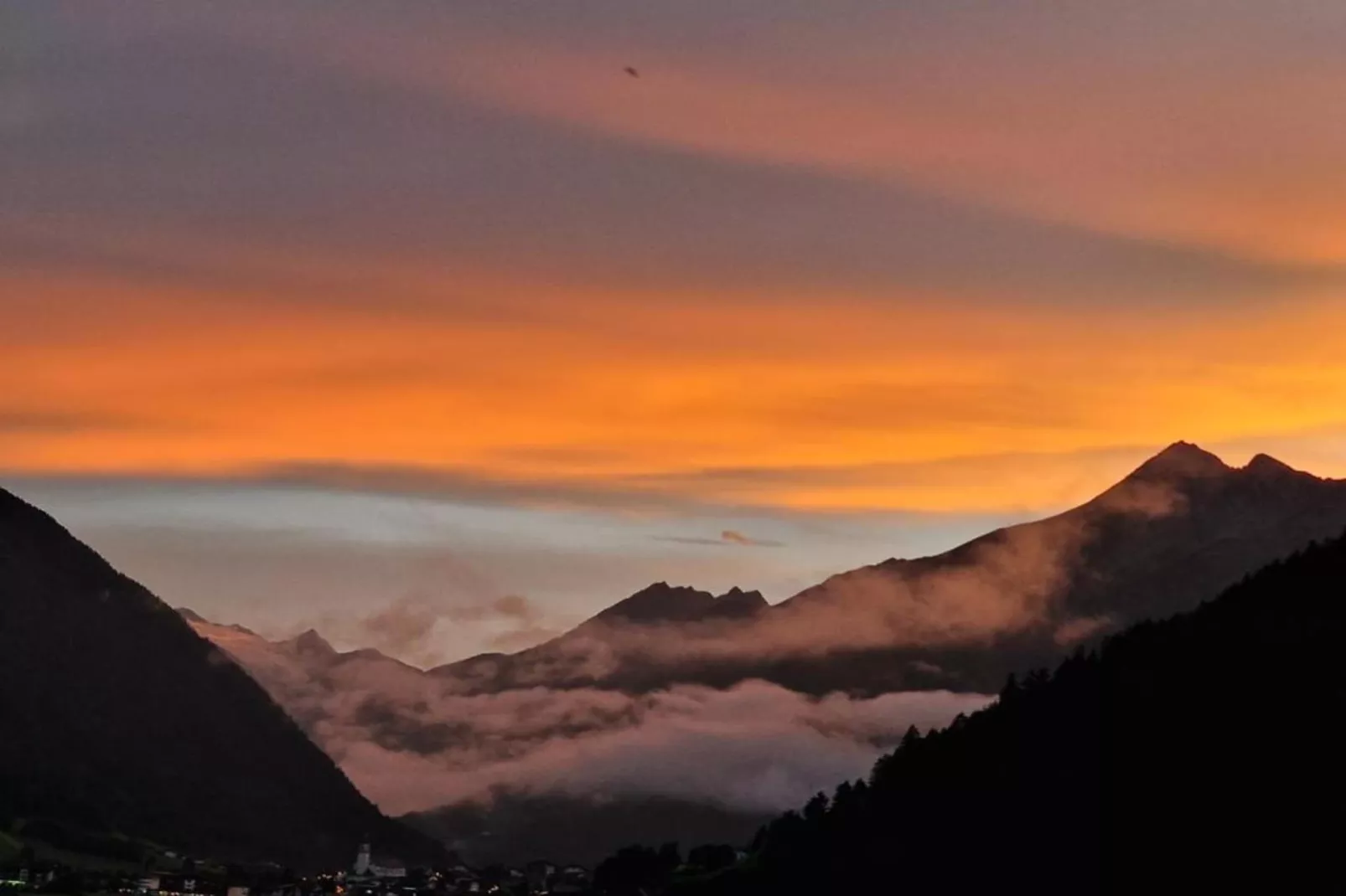 Apartment 17-Areas within 20km in summer