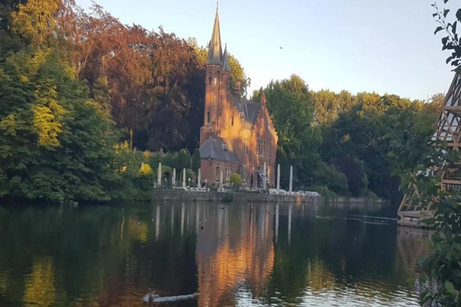 Casteeldoorn-Areas within 20km in summer