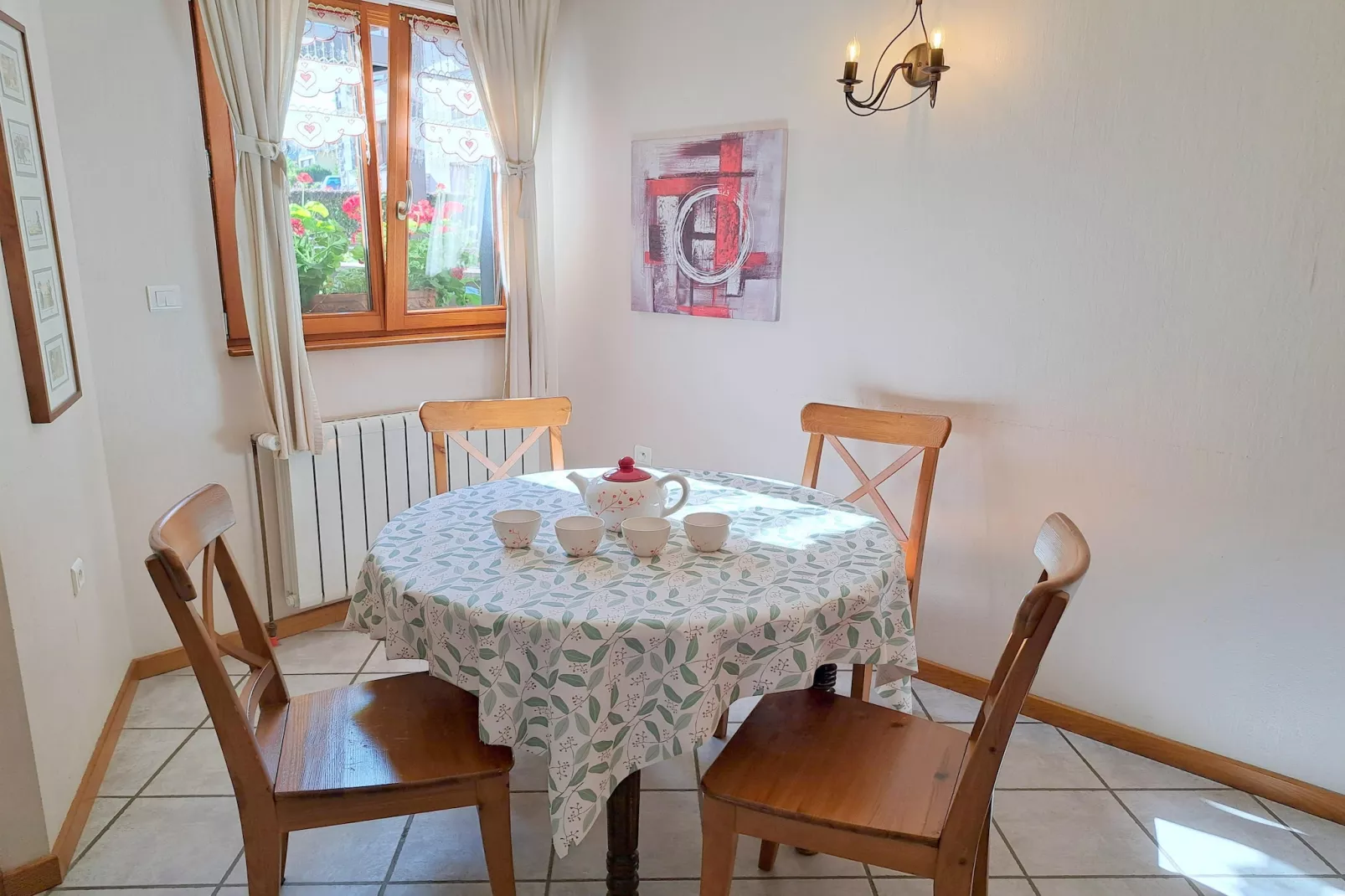 Semi-detached house Hinsbourg-Dining room