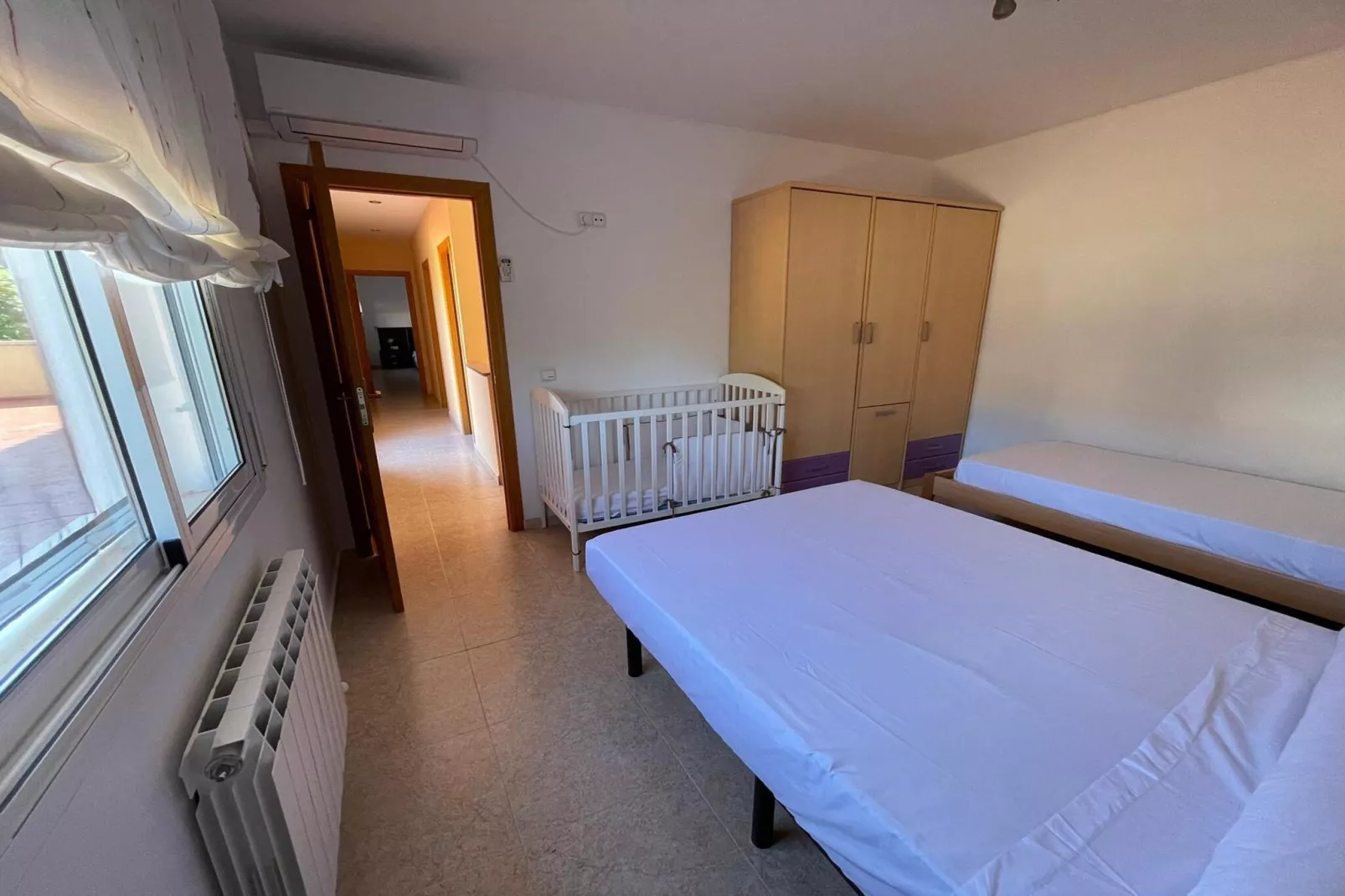 Casa Crepuscle-Bedroom
