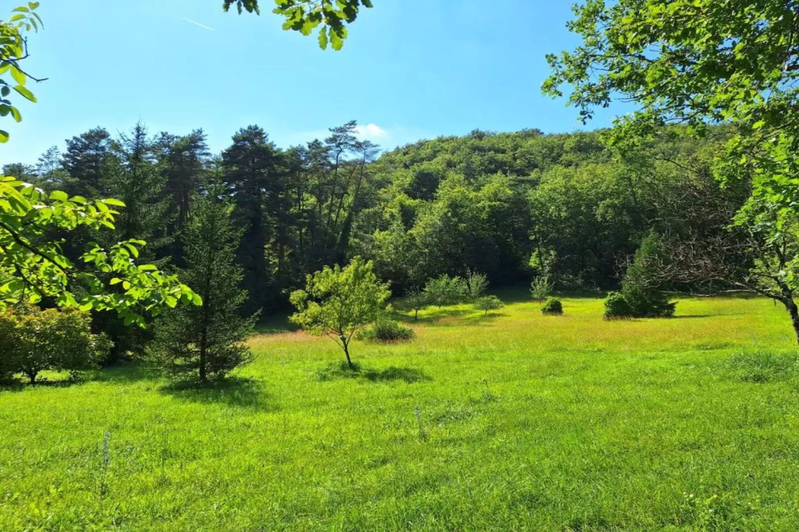Le Clos du Rocher 1-Zones été à 20 km