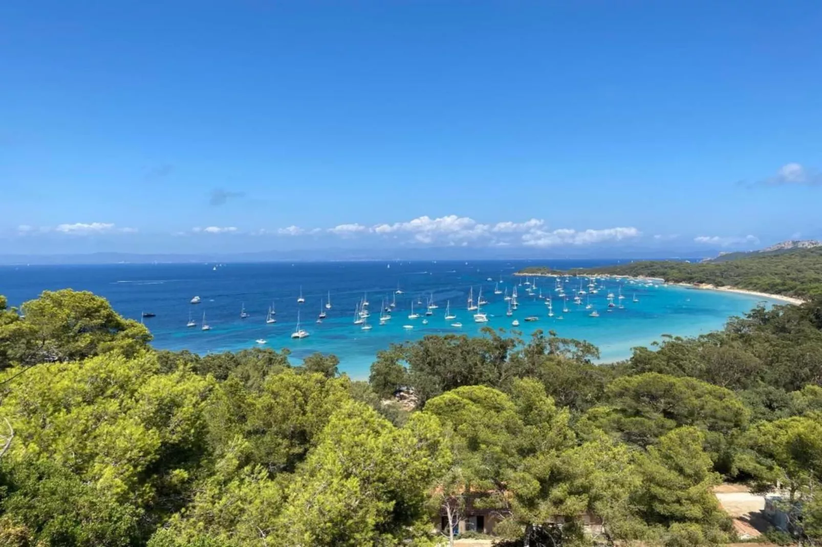 Les Canissons 4-Areas within 20km in summer