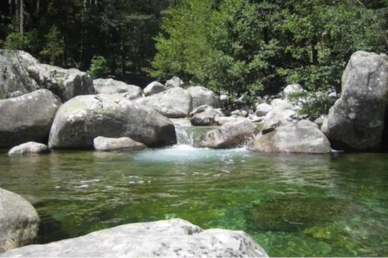 Villa Les Arts-Areas within 20km in summer