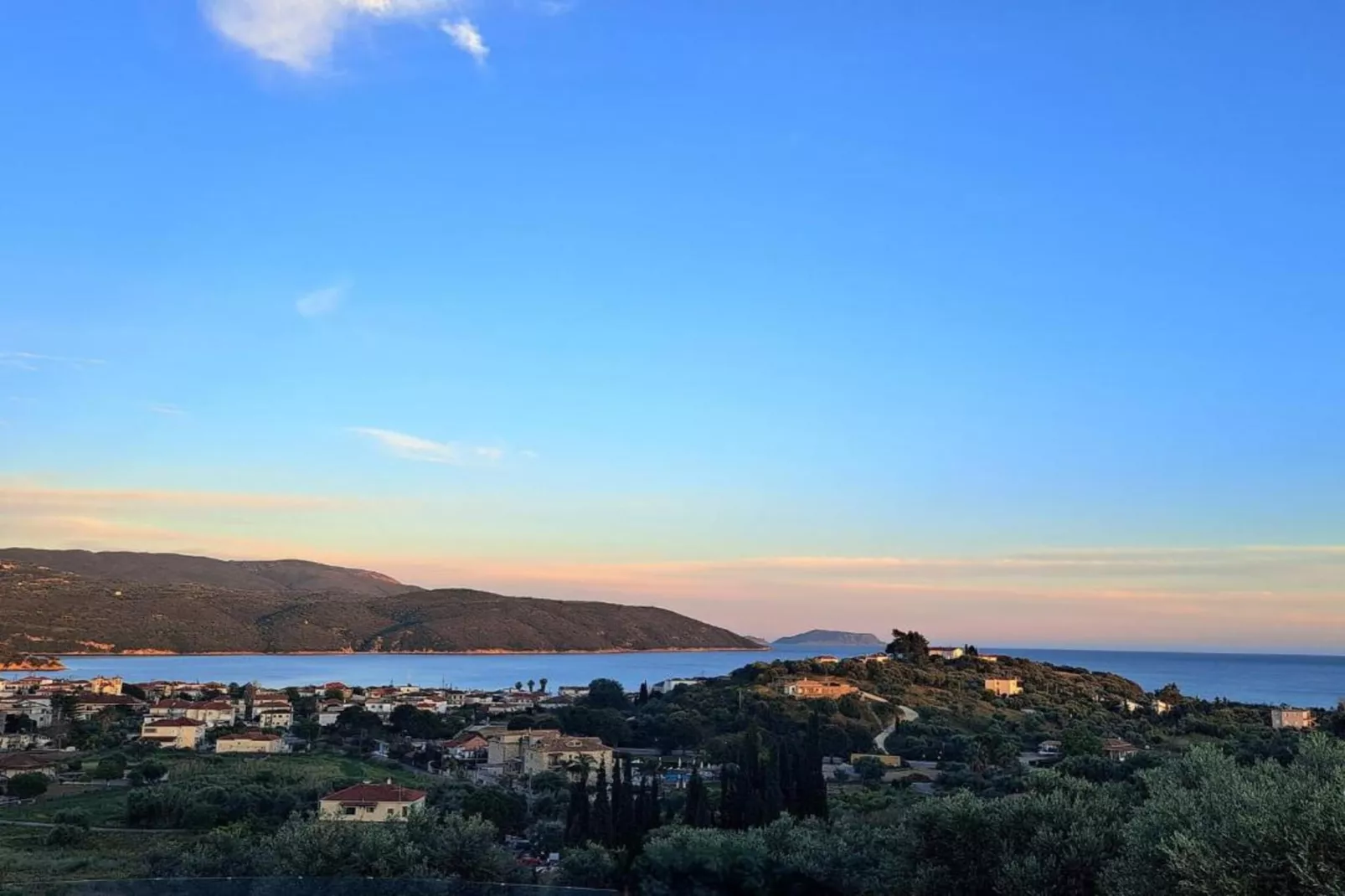 Villa I Gorgòna-Zones été à 20 km