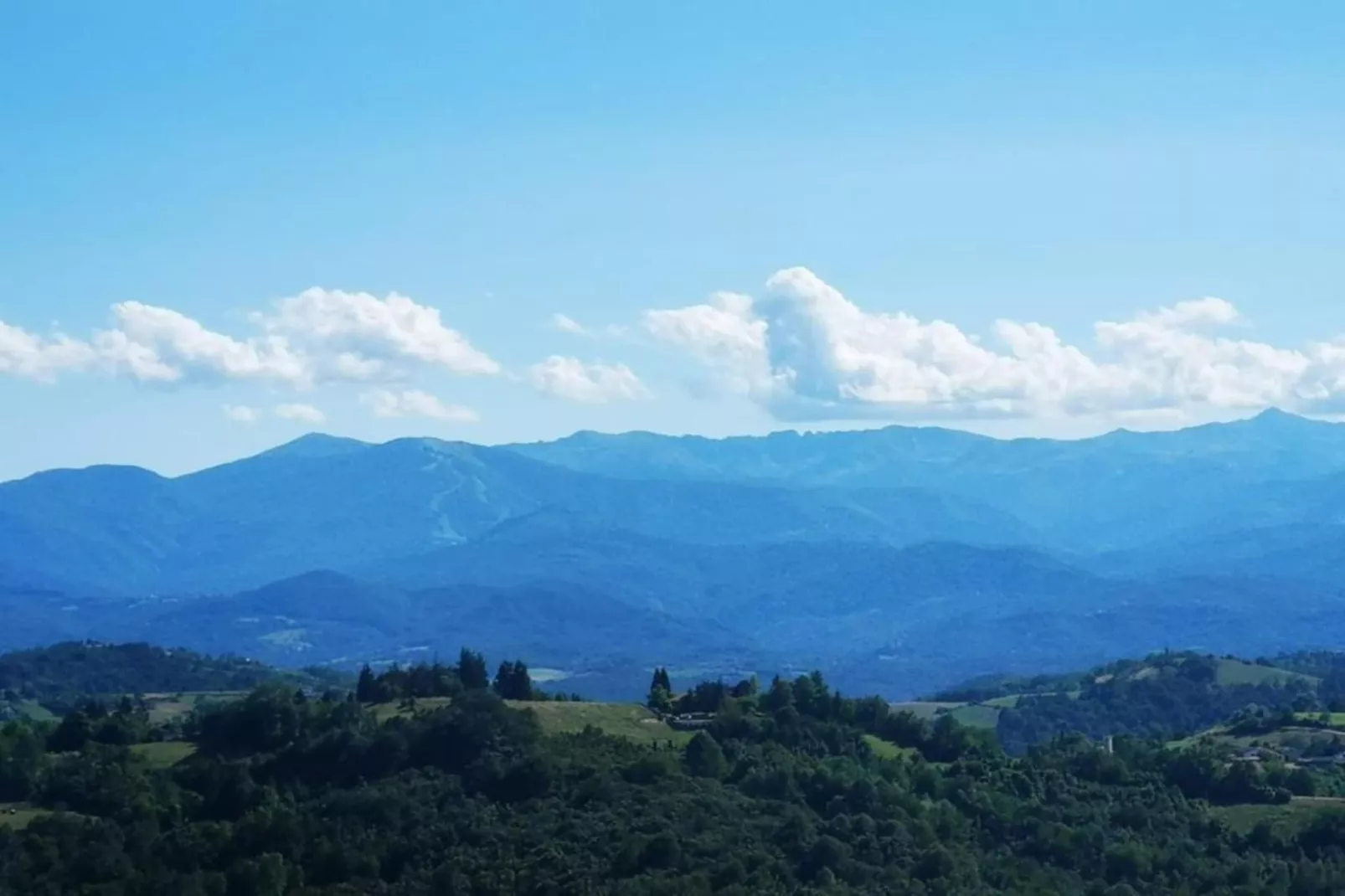 La Torre-Areas within 20km in summer