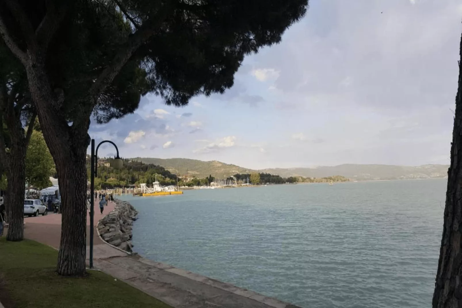 Mandorlo-Areas within 20km in summer