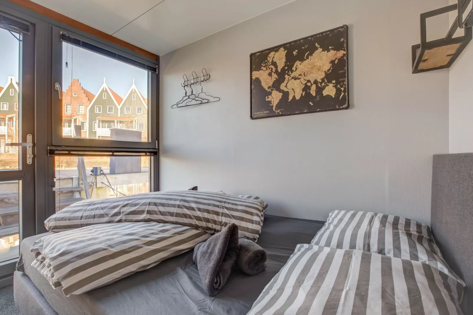 Bermuda-Bedroom