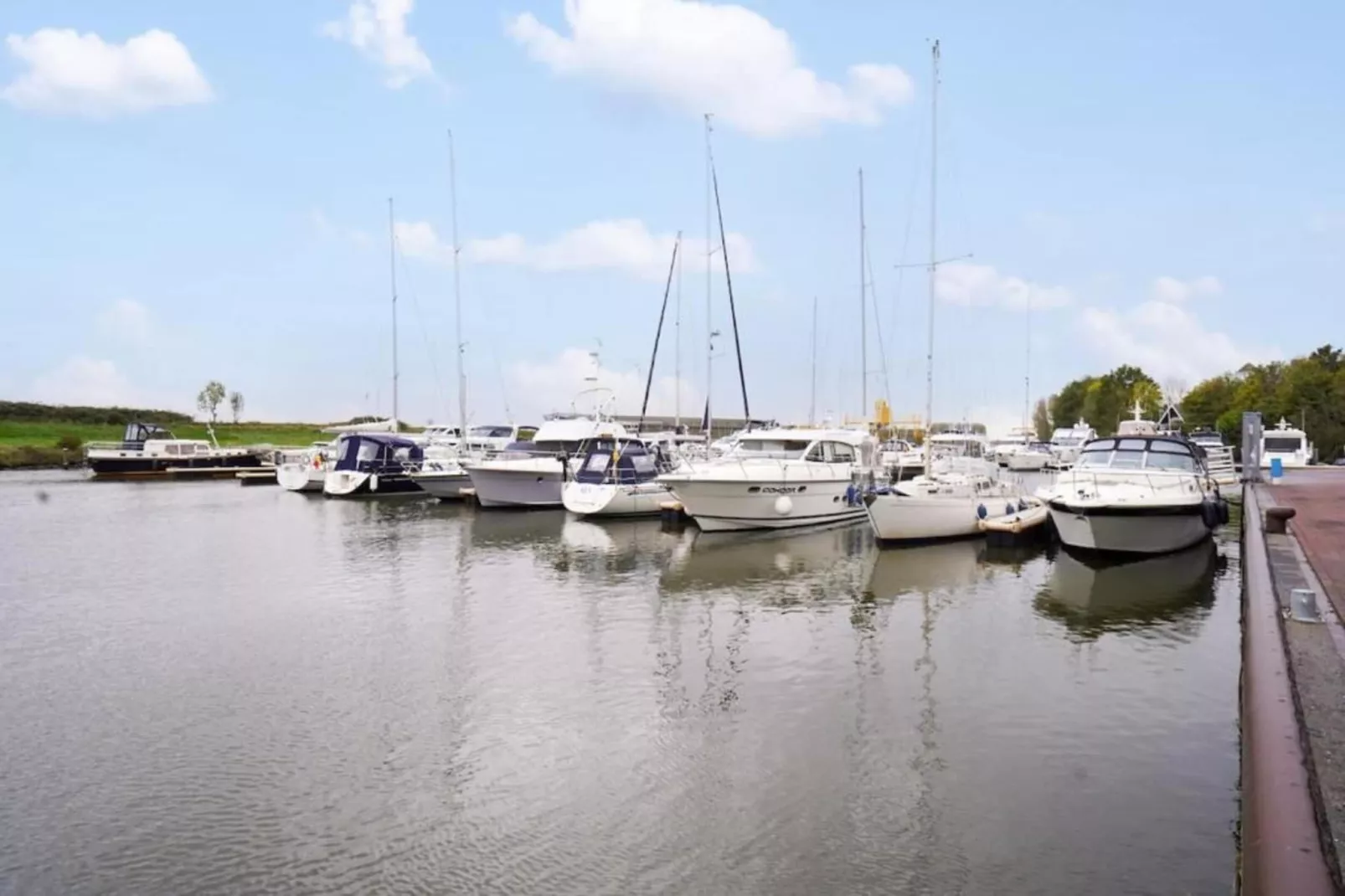 Harbour Loft 1K Residence Marina havenzicht-Zones été à 20 km