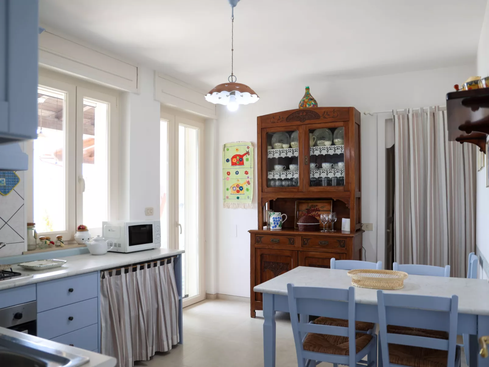 Grillo-Villa Anna-Drinnen