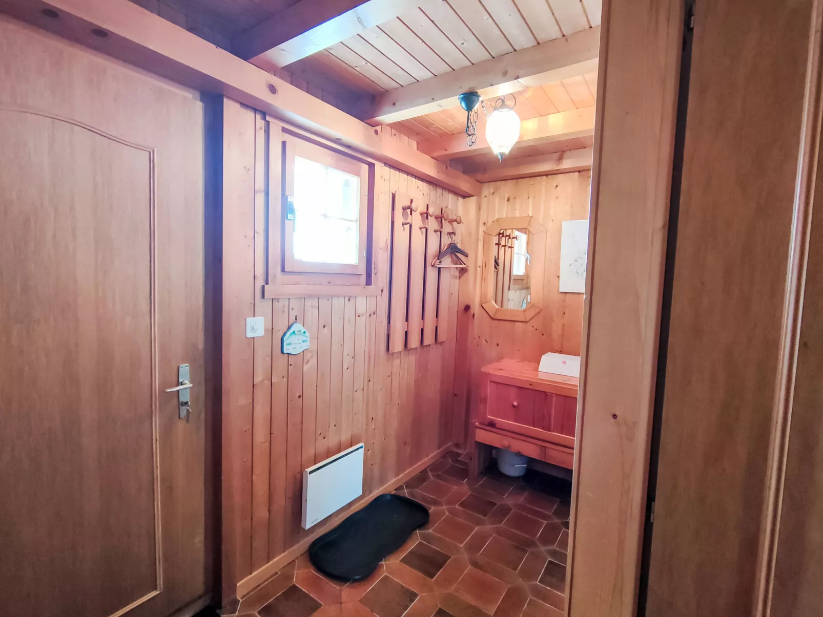 Chalet Les 3 Marmottes-Drinnen