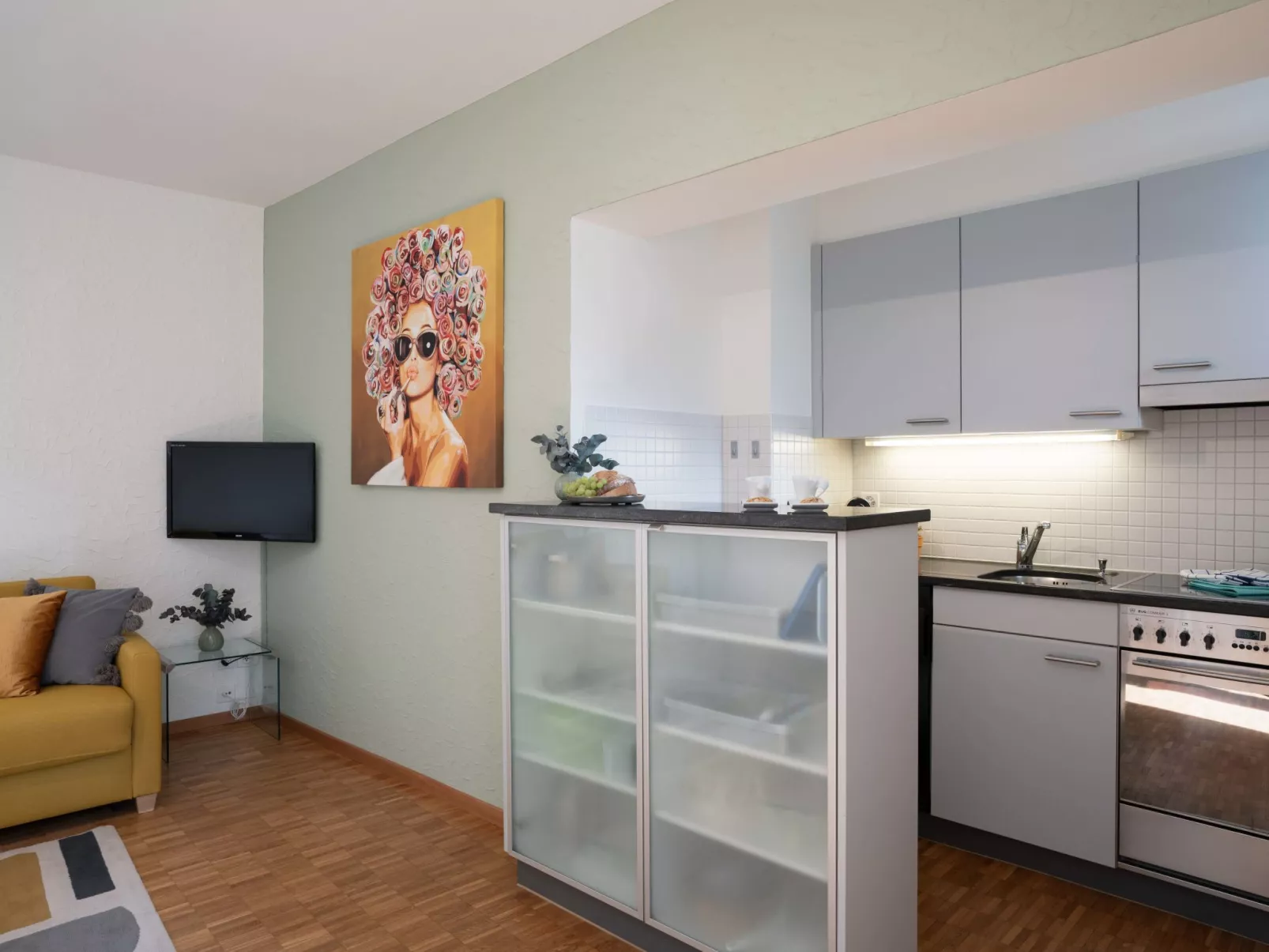 Suite Modern - Inside