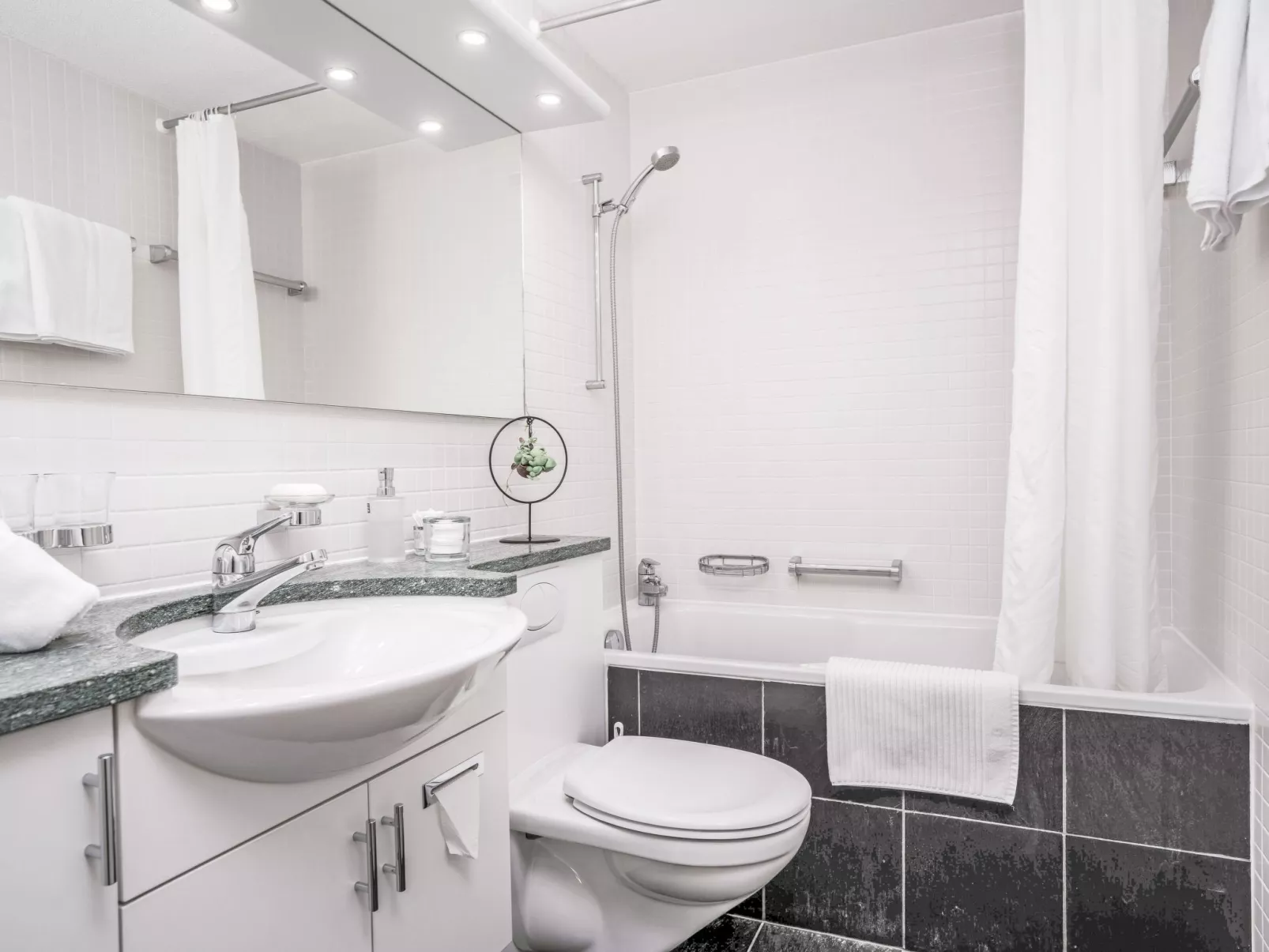 Double Room Classic-Inside
