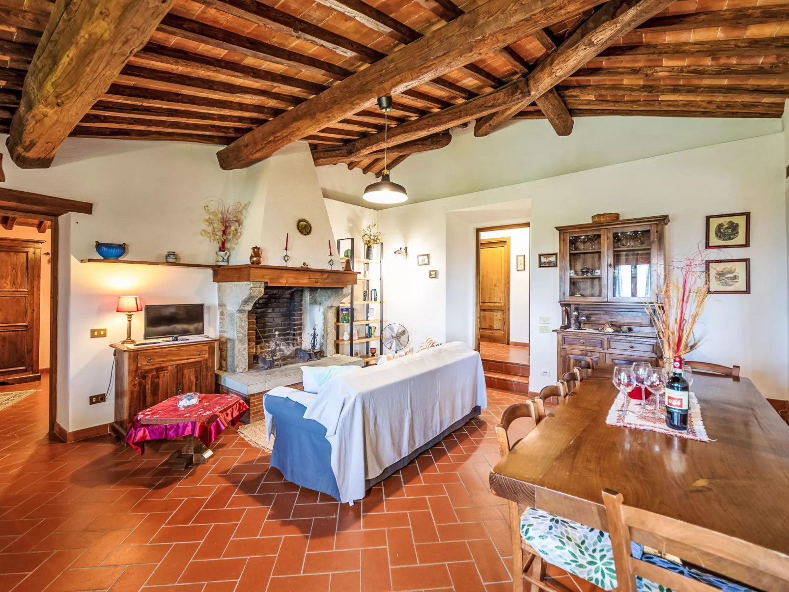 Podere Le Coste-Inside