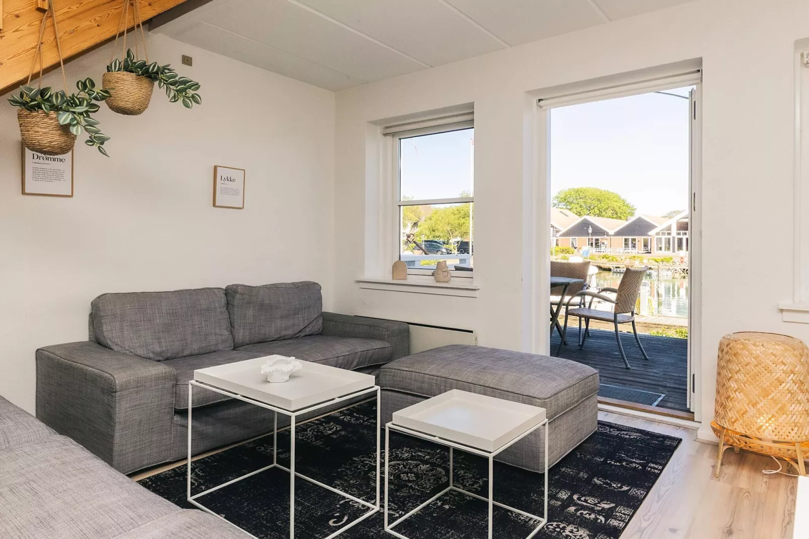 3 room,m/seaview.,2 levels-Innenbereich