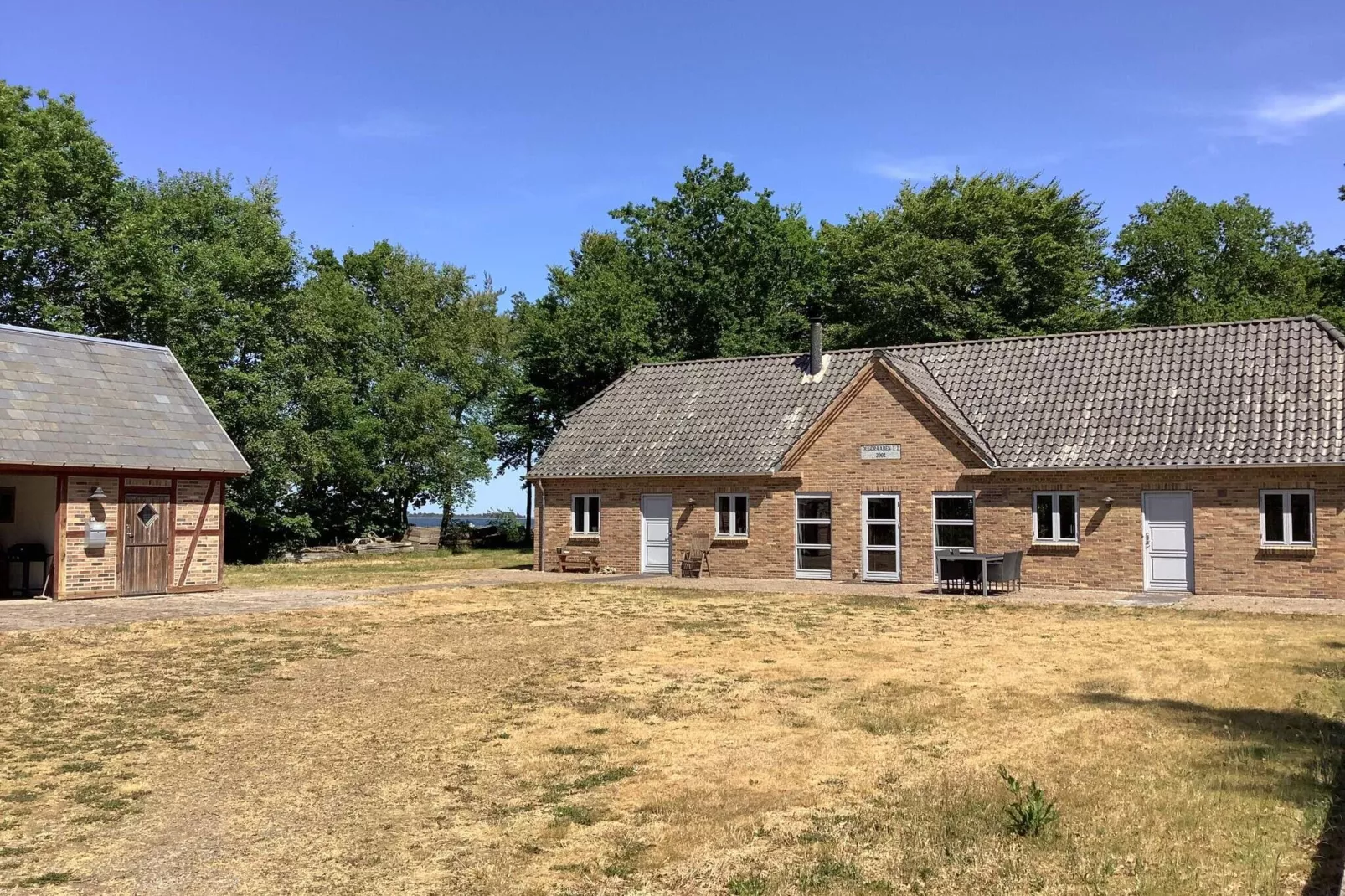 8 person holiday home in Thyholm-By Traum