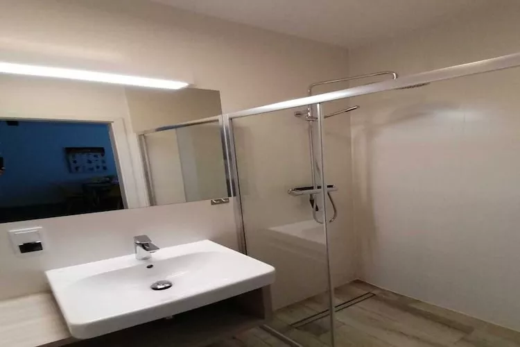 Apartment de luxe am Strand von Rewal-Bathroom