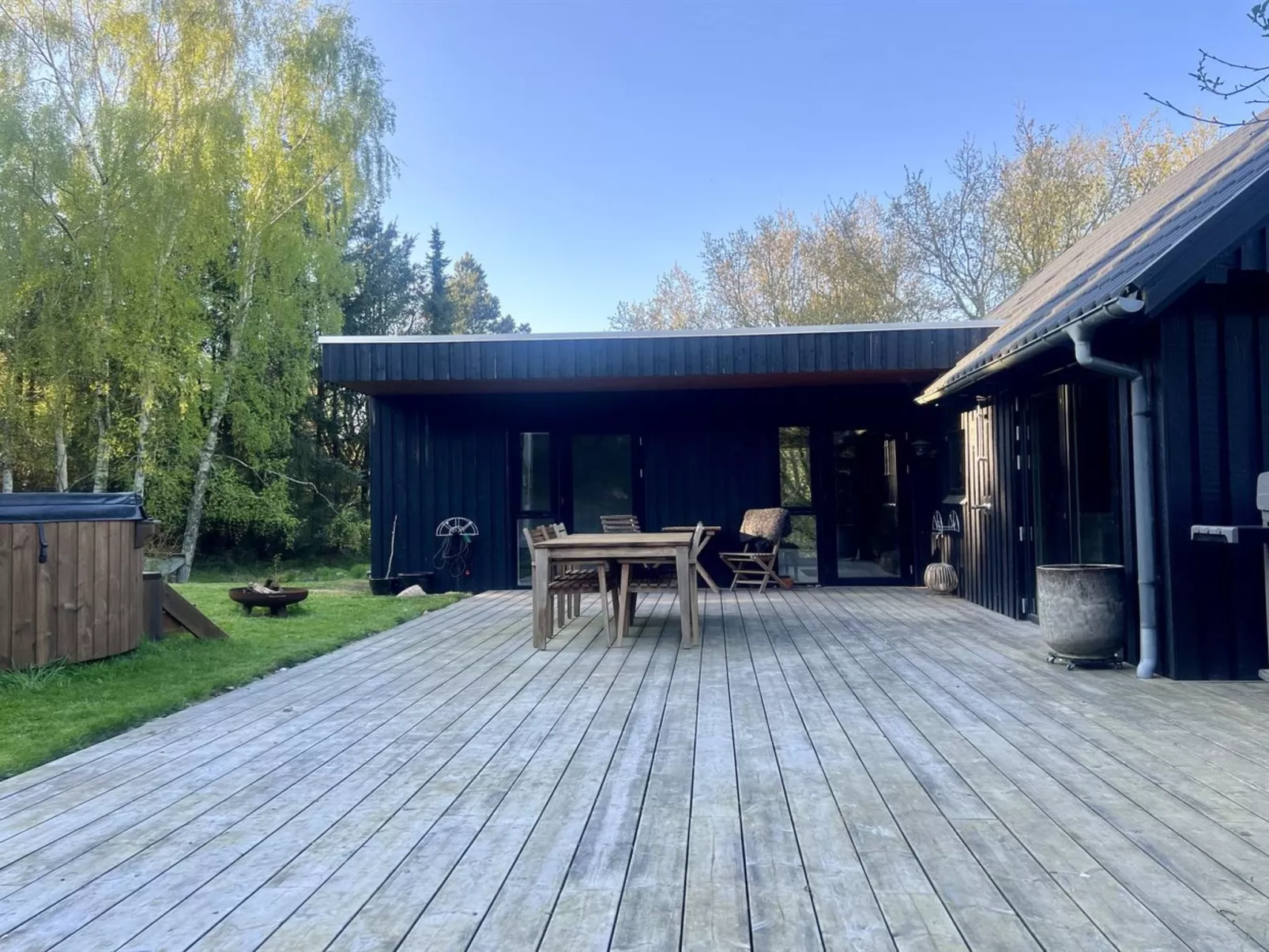 "Ewy" - 150m to the fjord-Outside