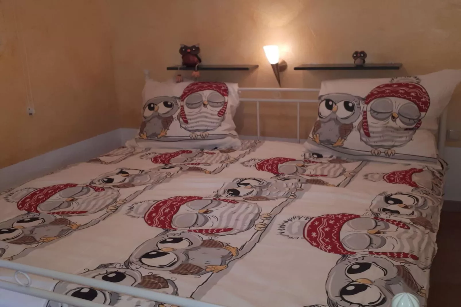 36626-Bedroom