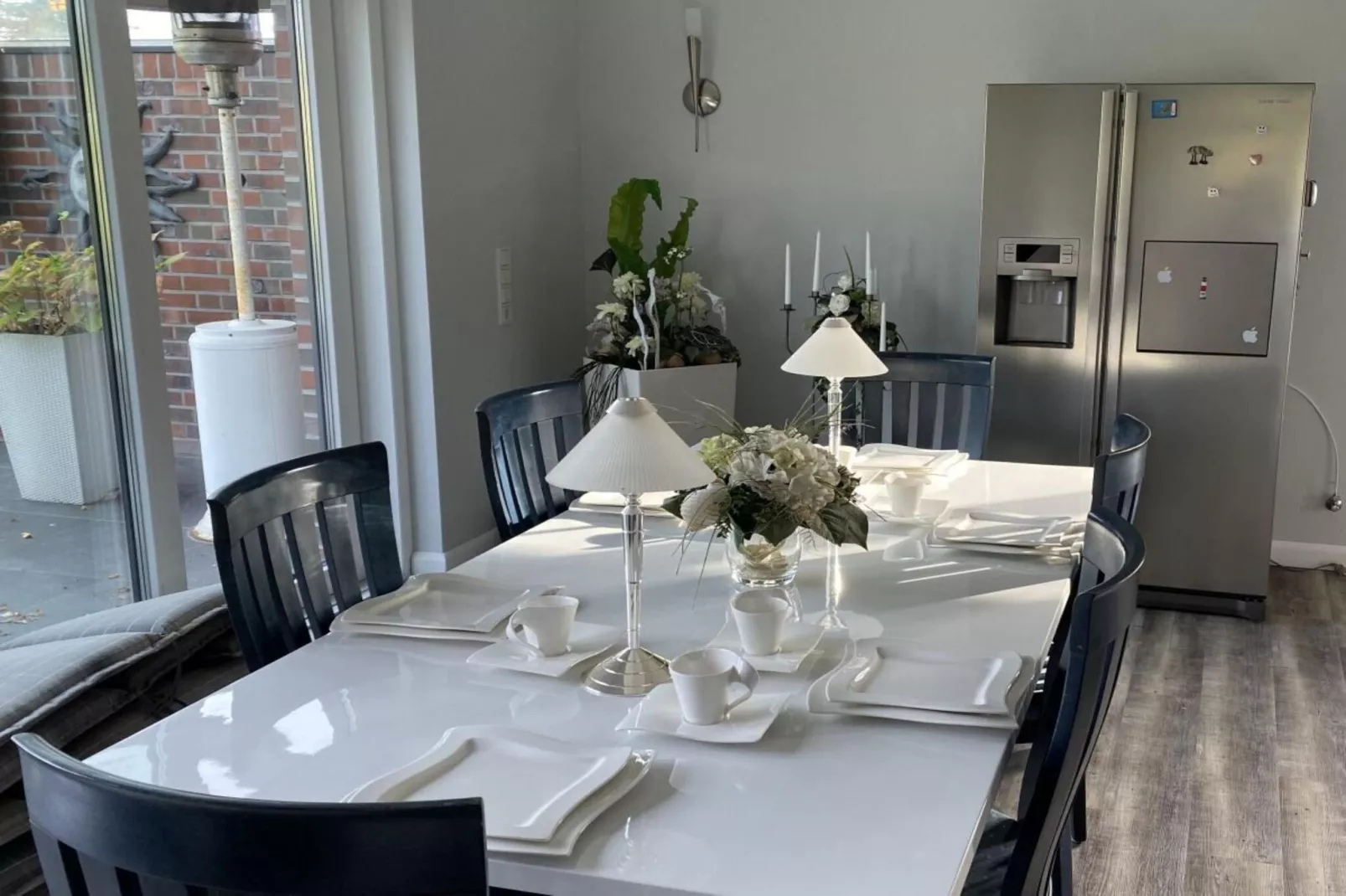 276306-Dining room