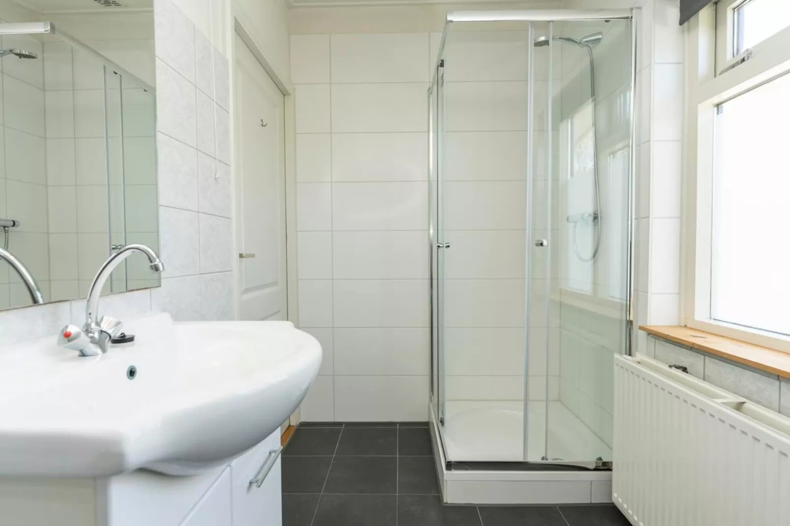 Strandhuys Mossel-Bathroom