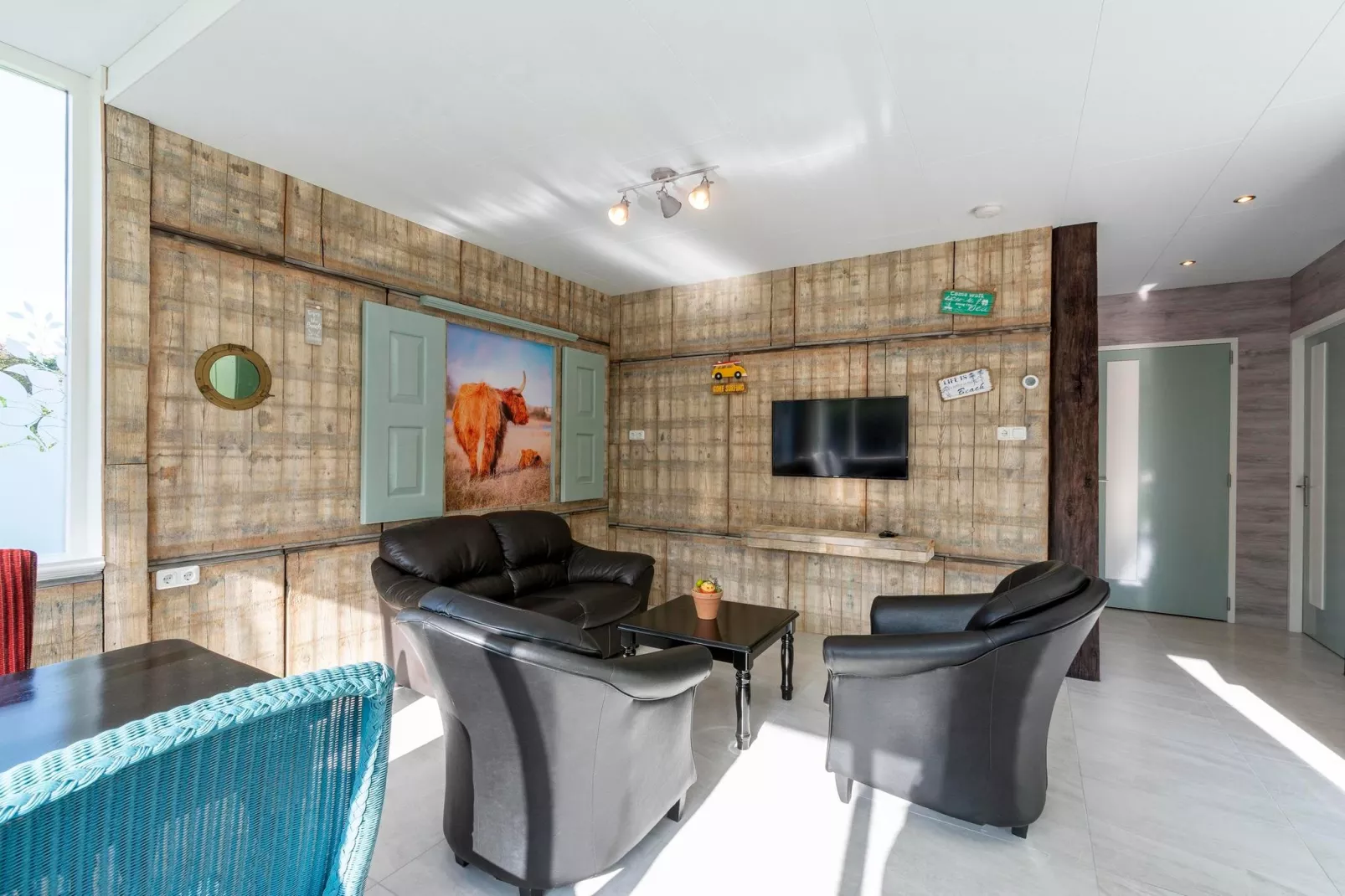 Garnekuul 90-Living room